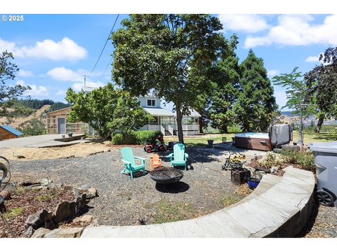 A home in Mosier