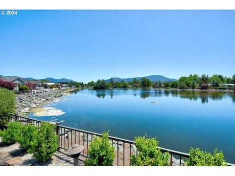 A home in Grants Pass