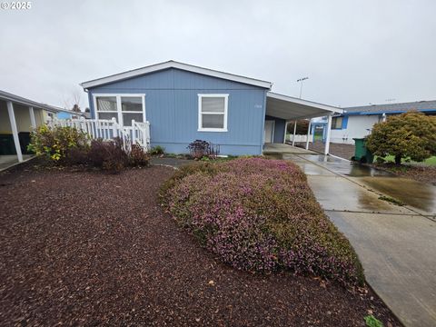 1506 PIONEER CIR Forest Grove OR 97116