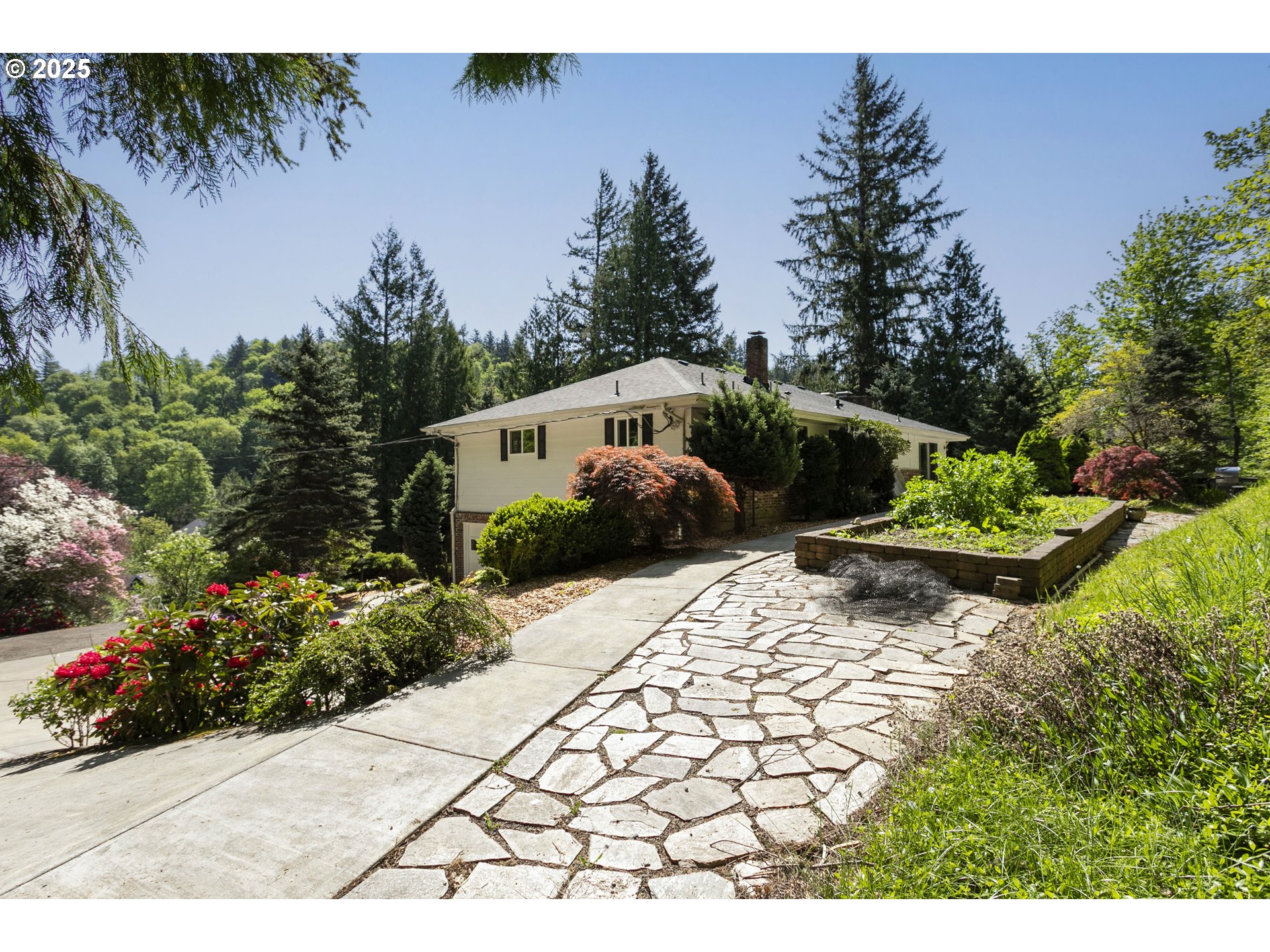 94 SE 46TH DR
