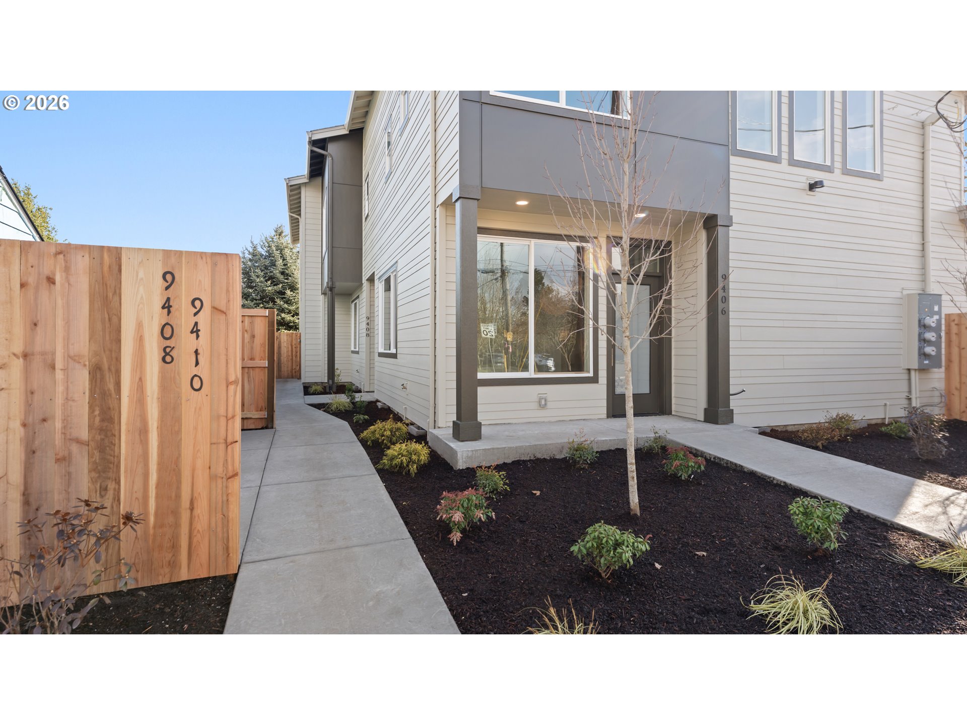 9406 N ST. LOUIS AVE