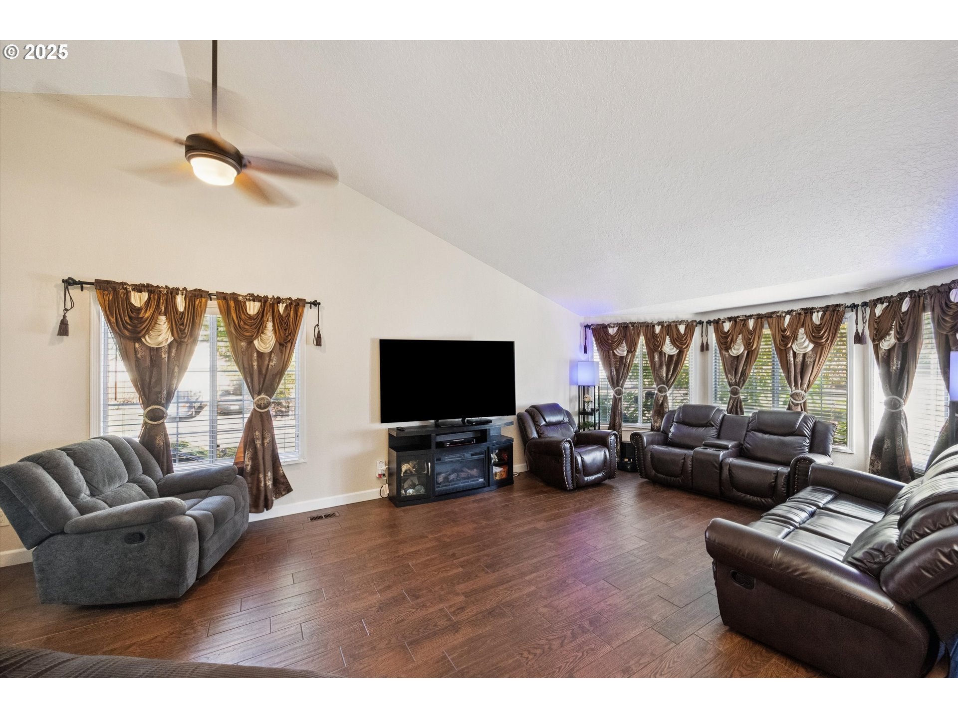 345 SW 207TH AVE