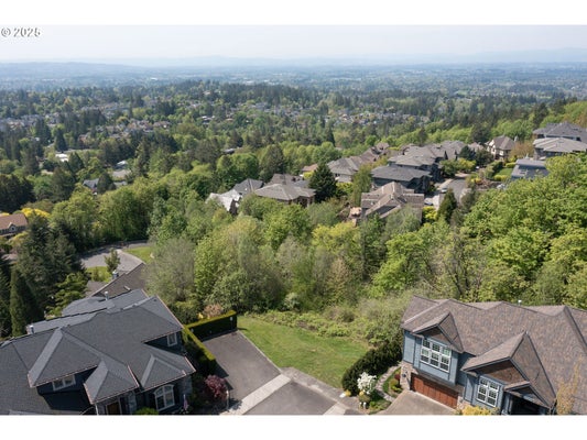 9948 NW UPTON CT, PORTLAND, OR 97229 - Image d06ea71b474e5ddb81fe7a67bc18e2ed/2543230727