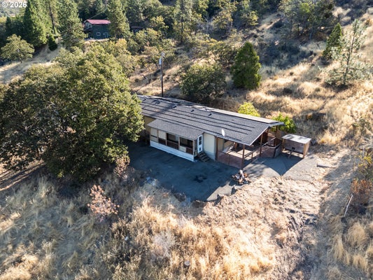 2549 GRANITE HILL RD, GRANTS PASS, OR 97526 - Image d078a2fcafebb8b4558fb5b0f7f10a41/1390250062