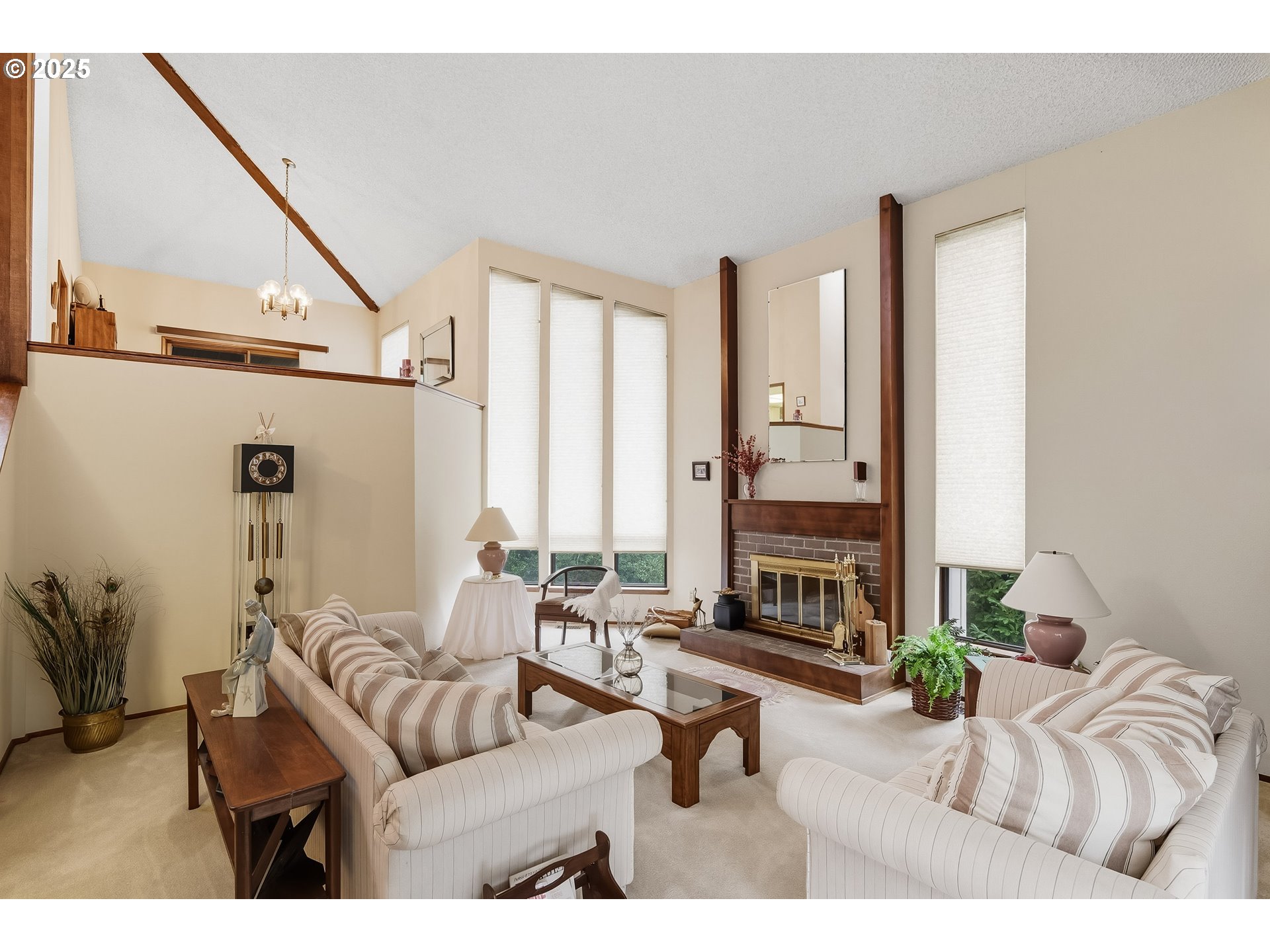 1410 Woodland TER