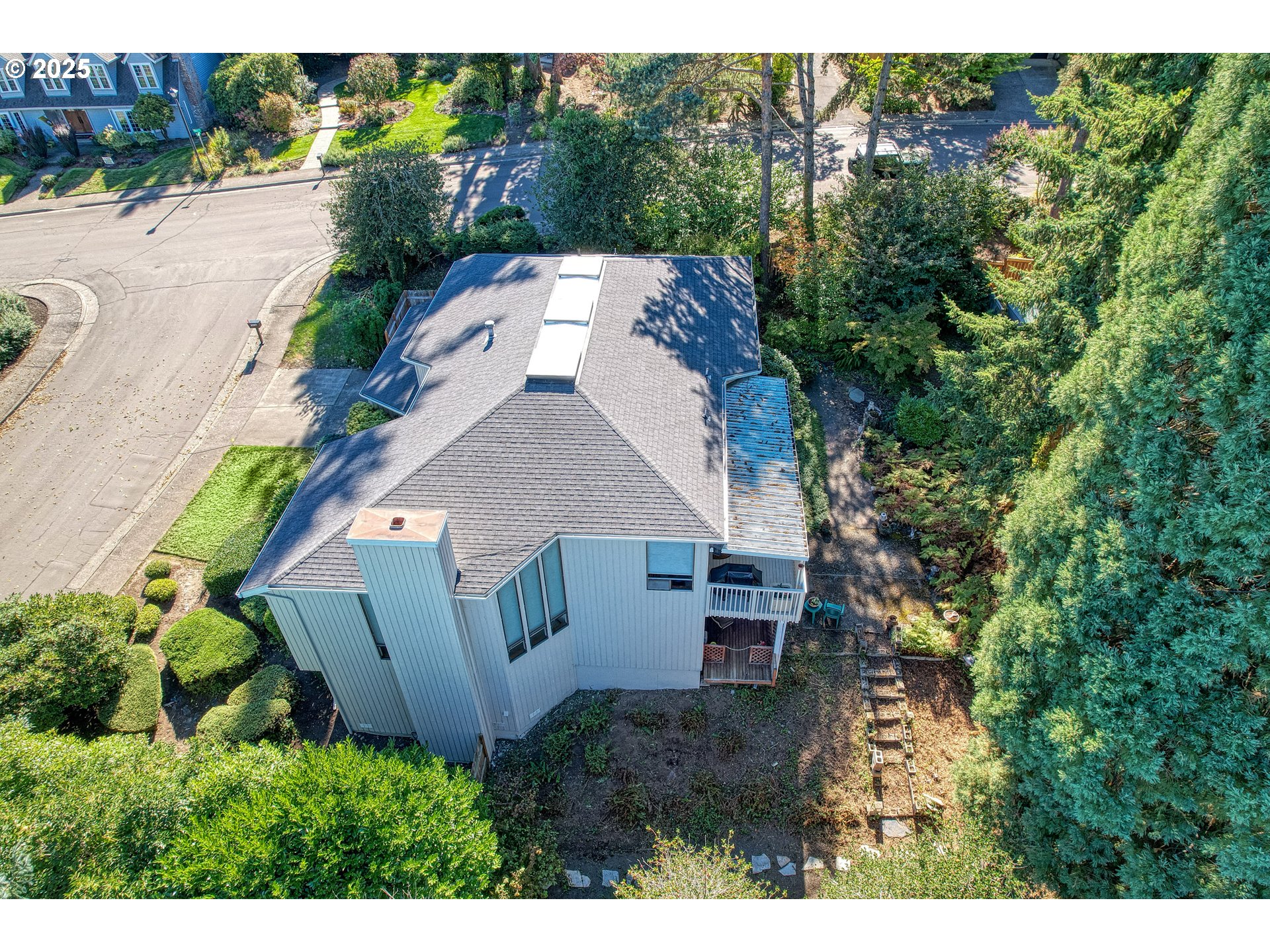 1410 Woodland TER