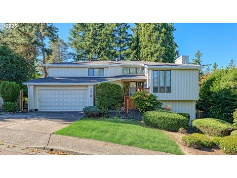1410 Woodland TER Lake Oswego OR 97034