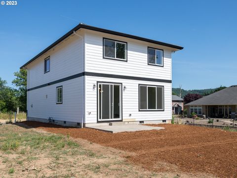 Tiny photo for 267 Sunday Dr, Creswell, OR 97426 (MLS # 673210649)