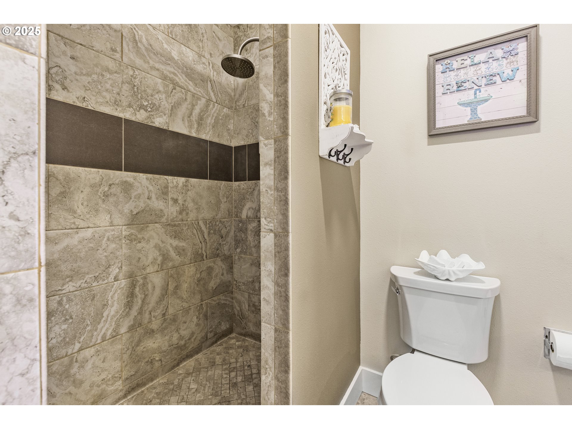 Eugene, Oregon 97404, United States, 3 Bedrooms Bedrooms, ,2 BathroomsBathrooms,Residential,Active,163280