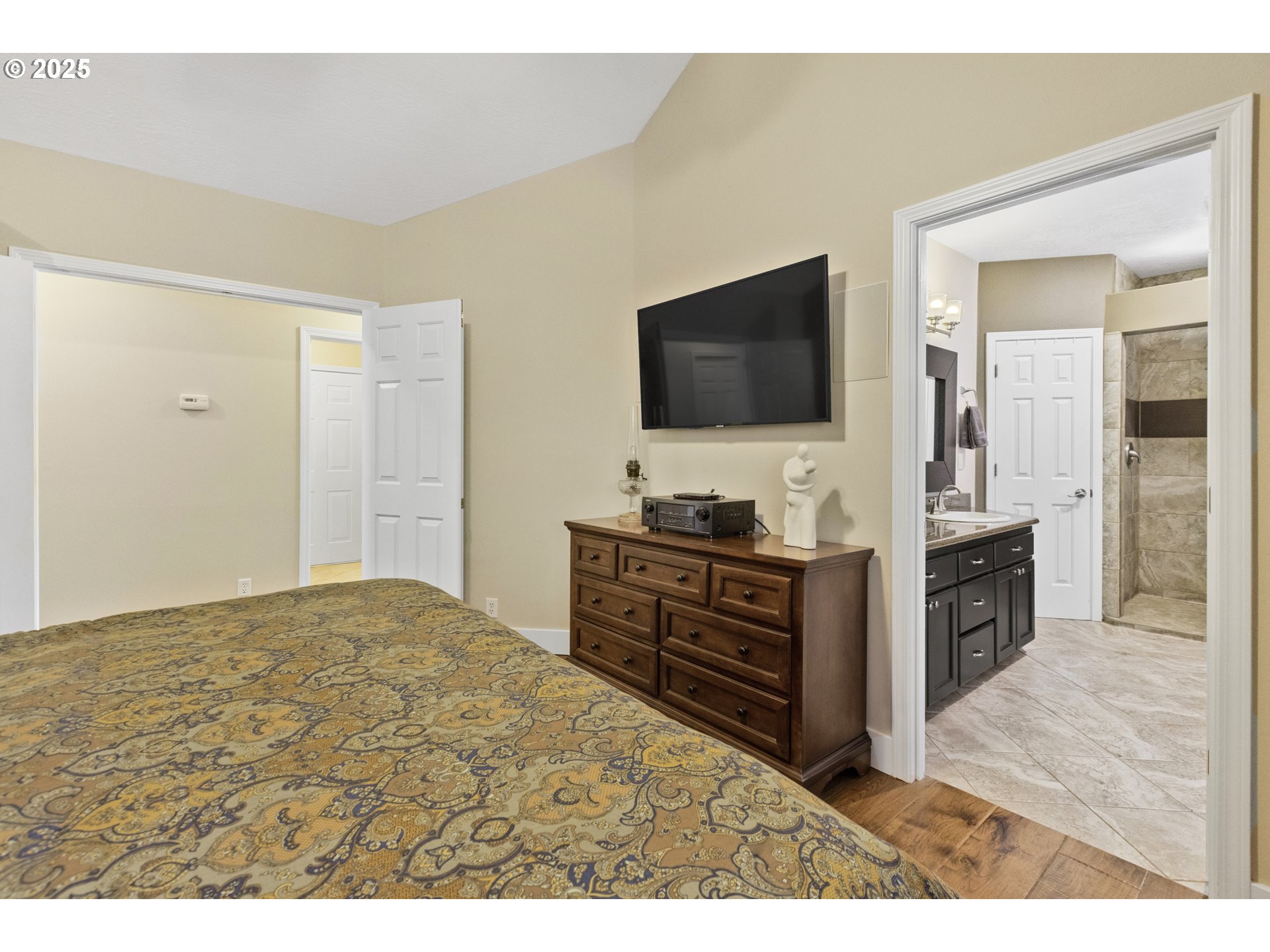 Eugene, Oregon 97404, United States, 3 Bedrooms Bedrooms, ,2 BathroomsBathrooms,Residential,Active,163280