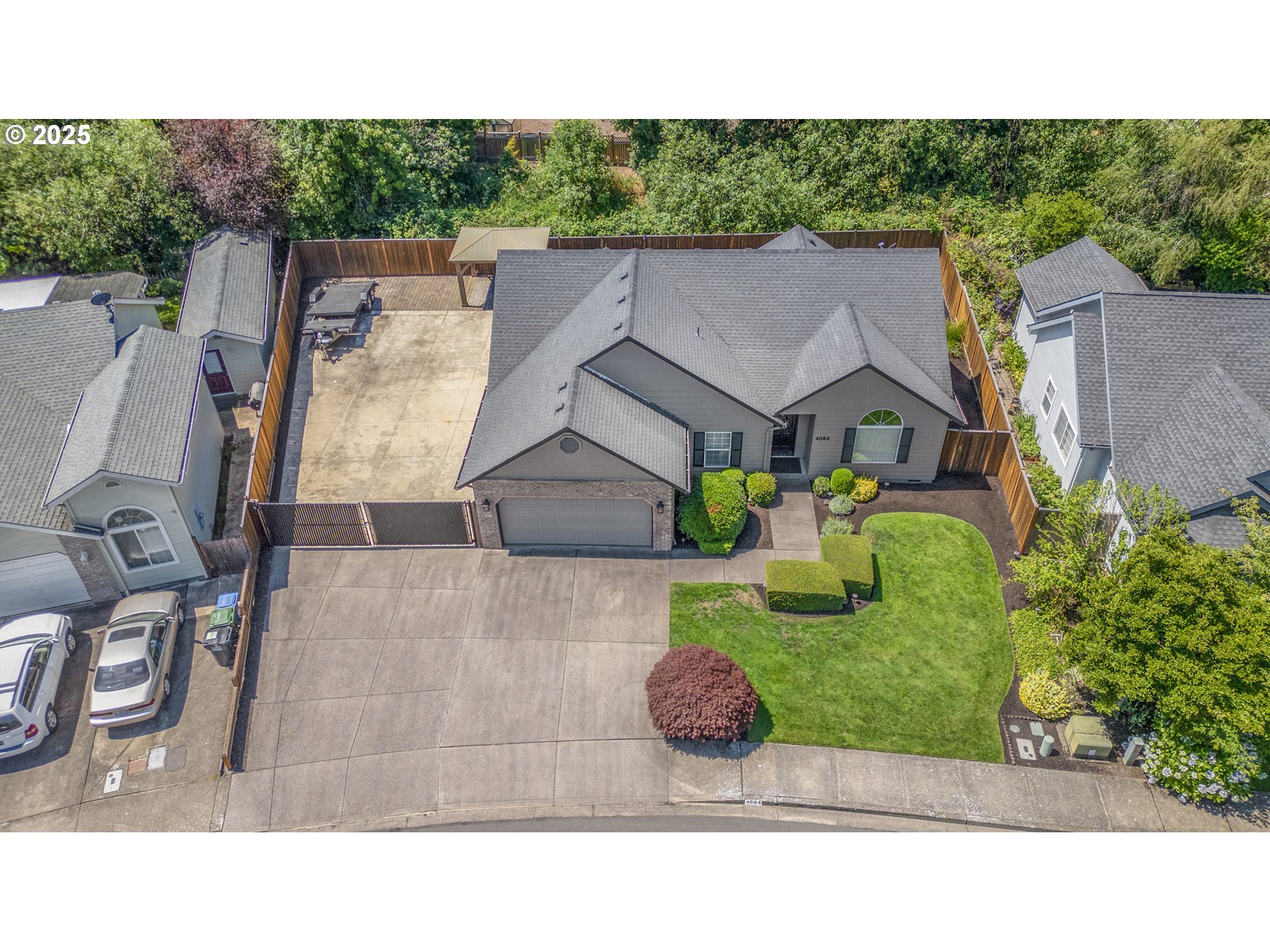 Eugene, Oregon 97404, United States, 3 Bedrooms Bedrooms, ,2 BathroomsBathrooms,Residential,Active,163280