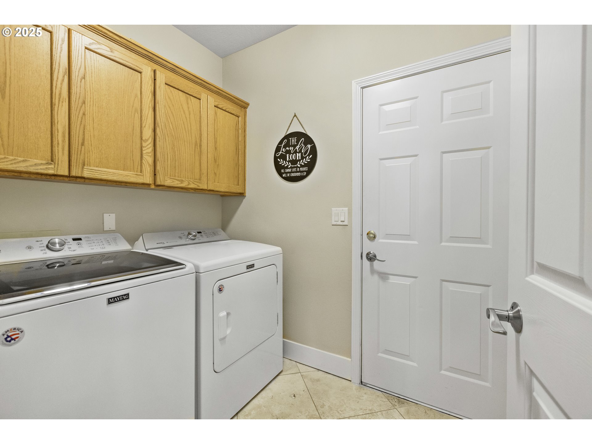 Eugene, Oregon 97404, United States, 3 Bedrooms Bedrooms, ,2 BathroomsBathrooms,Residential,Active,163280