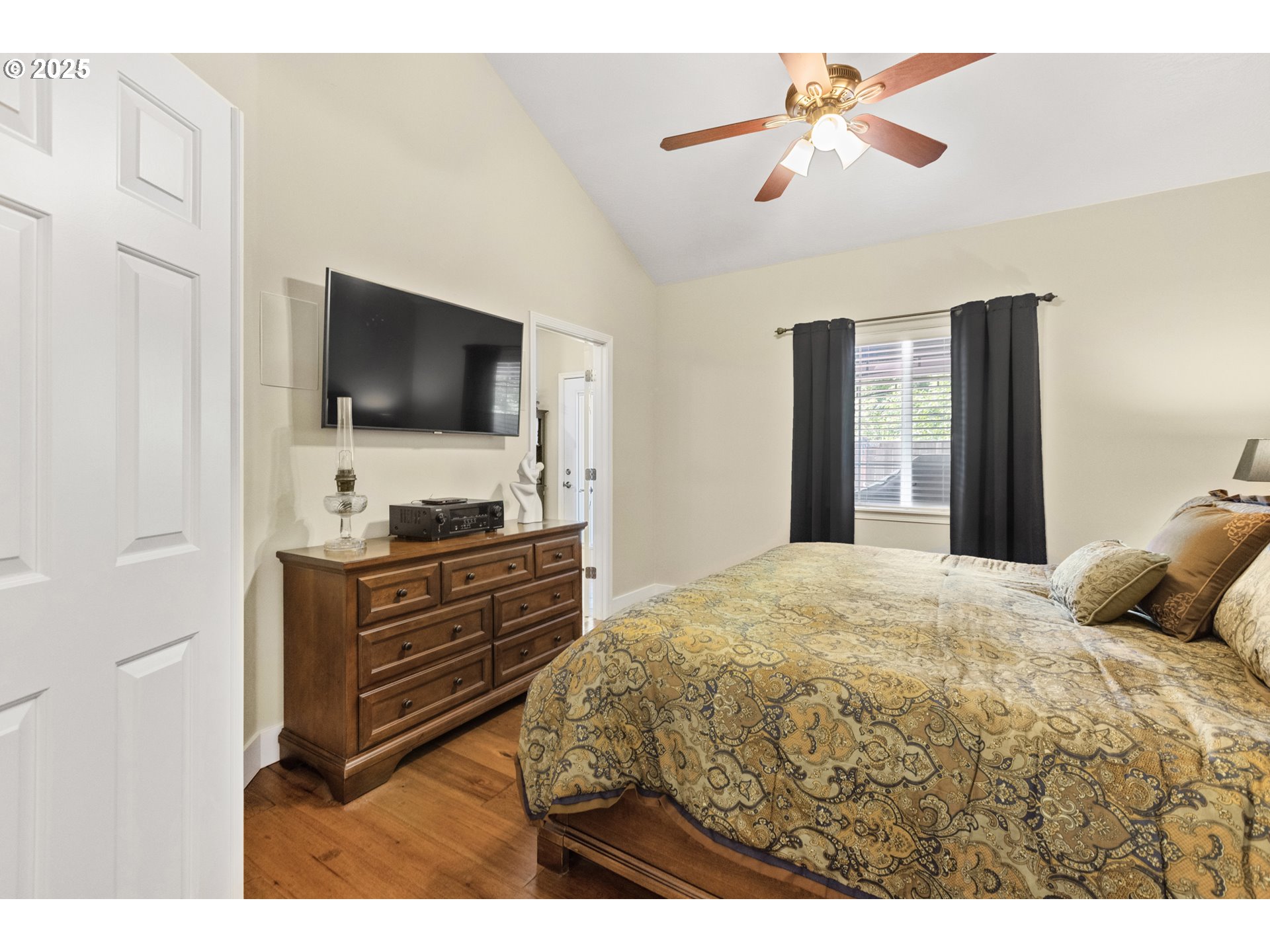 Eugene, Oregon 97404, United States, 3 Bedrooms Bedrooms, ,2 BathroomsBathrooms,Residential,Active,163280