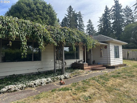 67623 E BAY RD, NORTH BEND, OR 97459 - Image d0c7578e5a6ad25d8a952a5e361efbea/537845231