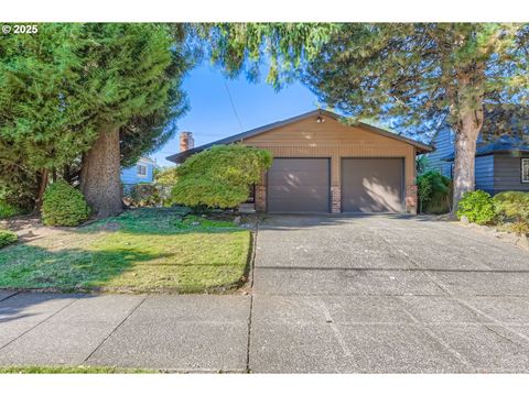 69 SE 83RD AVE Portland OR 97216