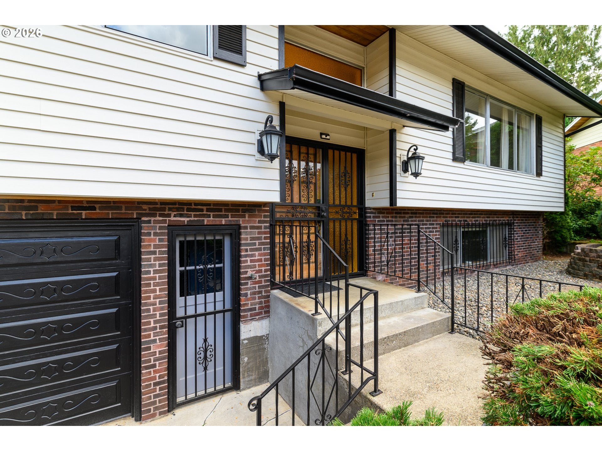 820 NE 168TH PL