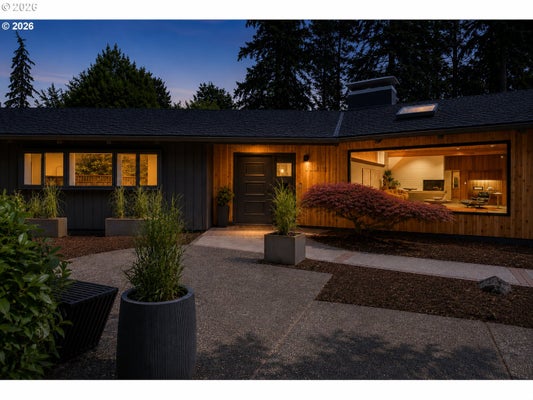 5100 SW LAURELWOOD AVE, PORTLAND, OR 97225 - Image d0f3f7101b7d3731e0ade09bbc0f700f/677400368