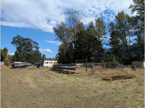 Tiny photo for 76526 W 2nd St, Oakridge, OR 97463 (MLS # 565836682)