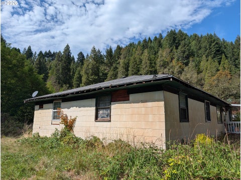 Tiny photo for 76526 W 2nd St, Oakridge, OR 97463 (MLS # 565836682)