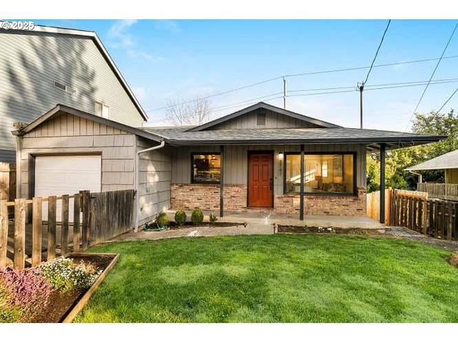 Portland, Oregon 97211, United States, 5 Bedrooms Bedrooms, ,2 BathroomsBathrooms,Residential,Active,91822