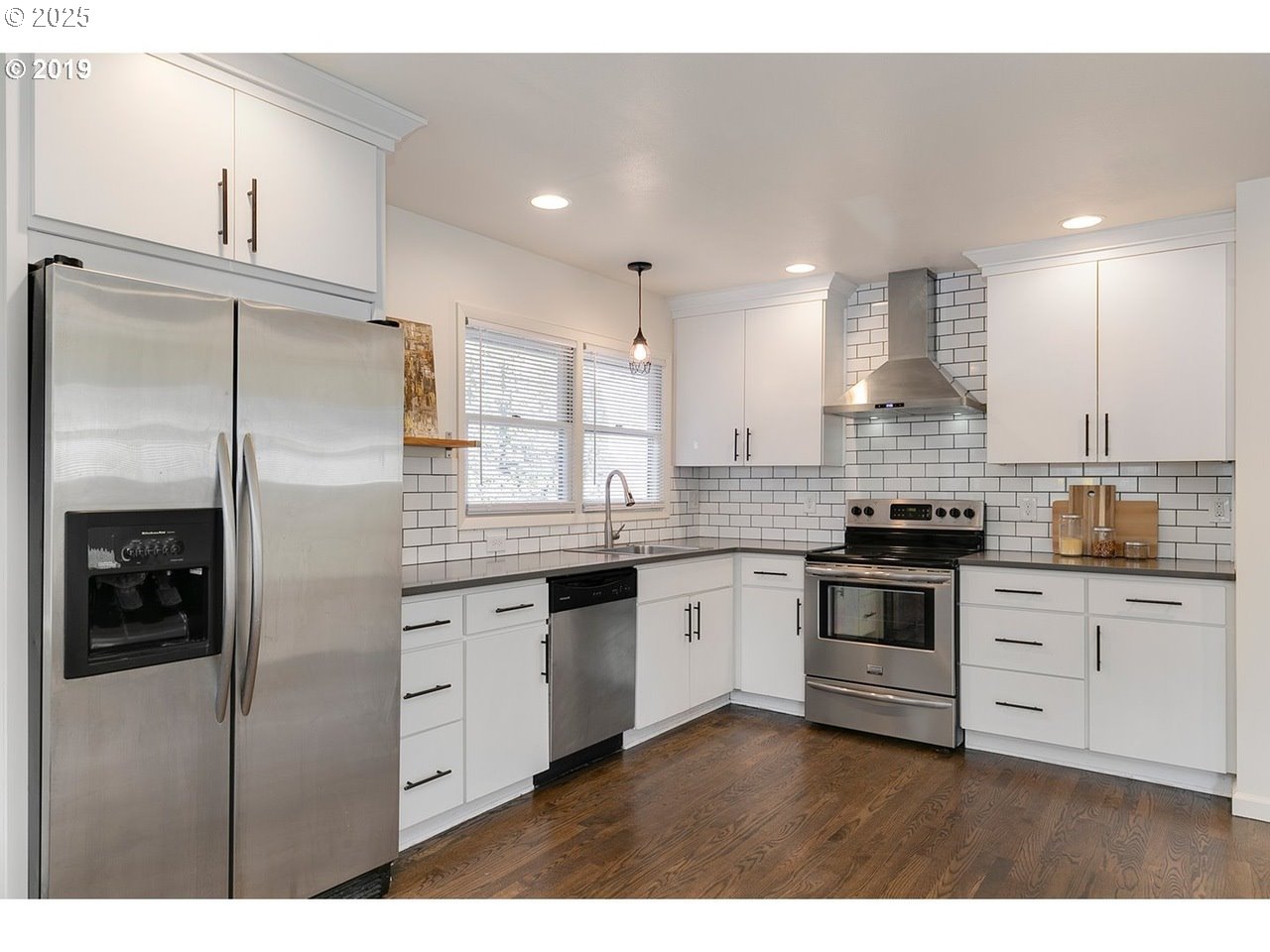 Portland, Oregon 97211, United States, 5 Bedrooms Bedrooms, ,2 BathroomsBathrooms,Residential,Active,91822