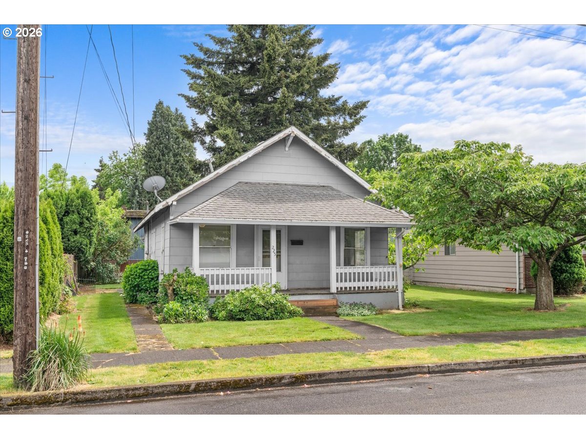 225 W BERKELEY ST
