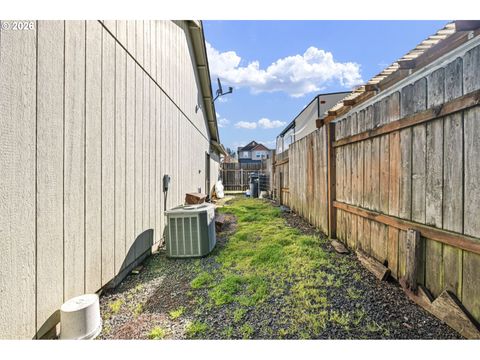 Tiny photo for 573 Creswood Dr, Creswell, OR 97426 (MLS # 331098843)