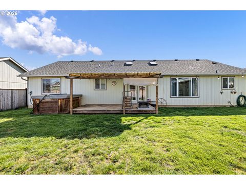 Tiny photo for 573 Creswood Dr, Creswell, OR 97426 (MLS # 331098843)