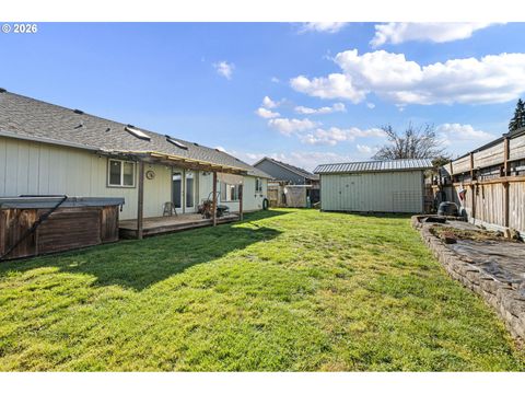 Tiny photo for 573 Creswood Dr, Creswell, OR 97426 (MLS # 331098843)