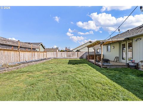 Tiny photo for 573 Creswood Dr, Creswell, OR 97426 (MLS # 331098843)