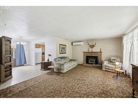 Tiny photo for 49782 Huckleberry Rd, Oakridge, OR 97463 (MLS # 694093306)