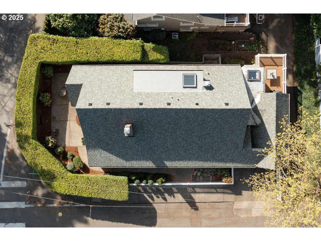 2695 SW MONTGOMERY DR