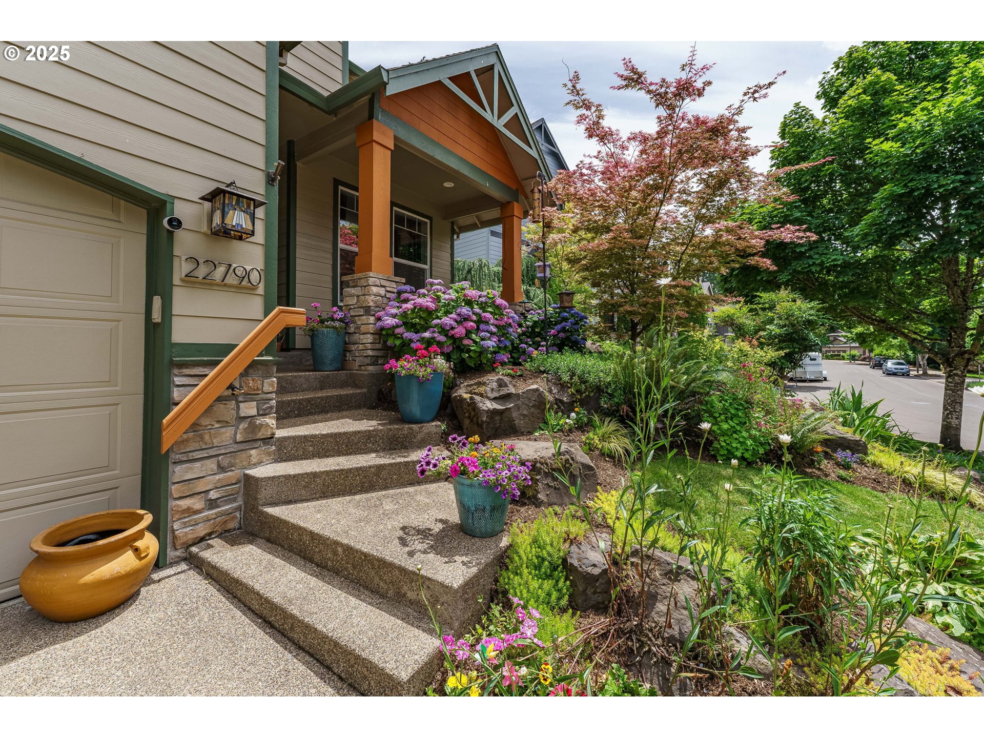 22790 SW COWLITZ DR