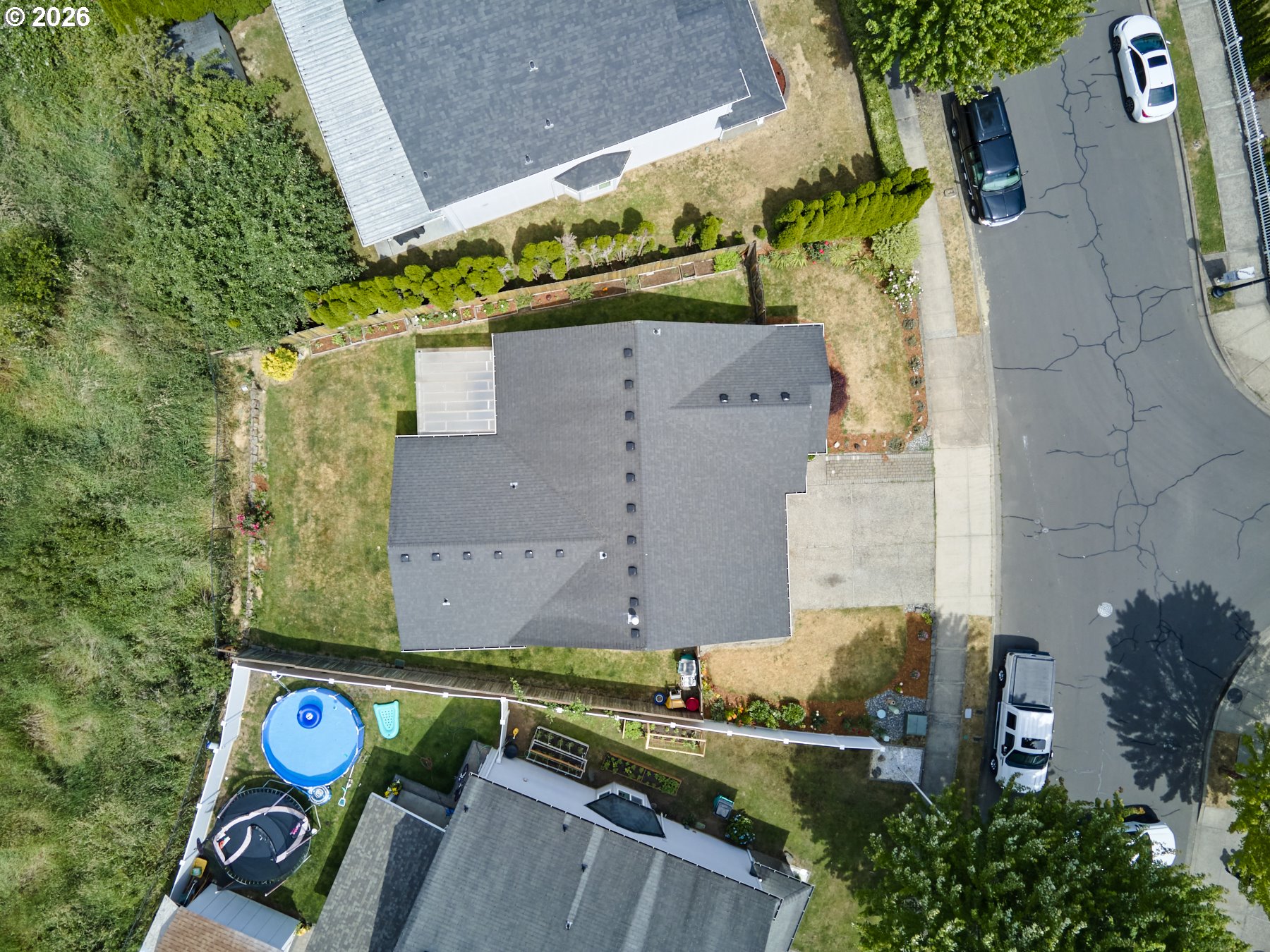 2520 NW 6TH ST