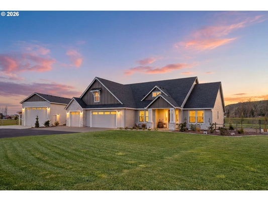 136 KLAZINA CT, WOODLAND, WA 98674 - Image d178068903e39d1acb3801ea7df03a7e/913062524