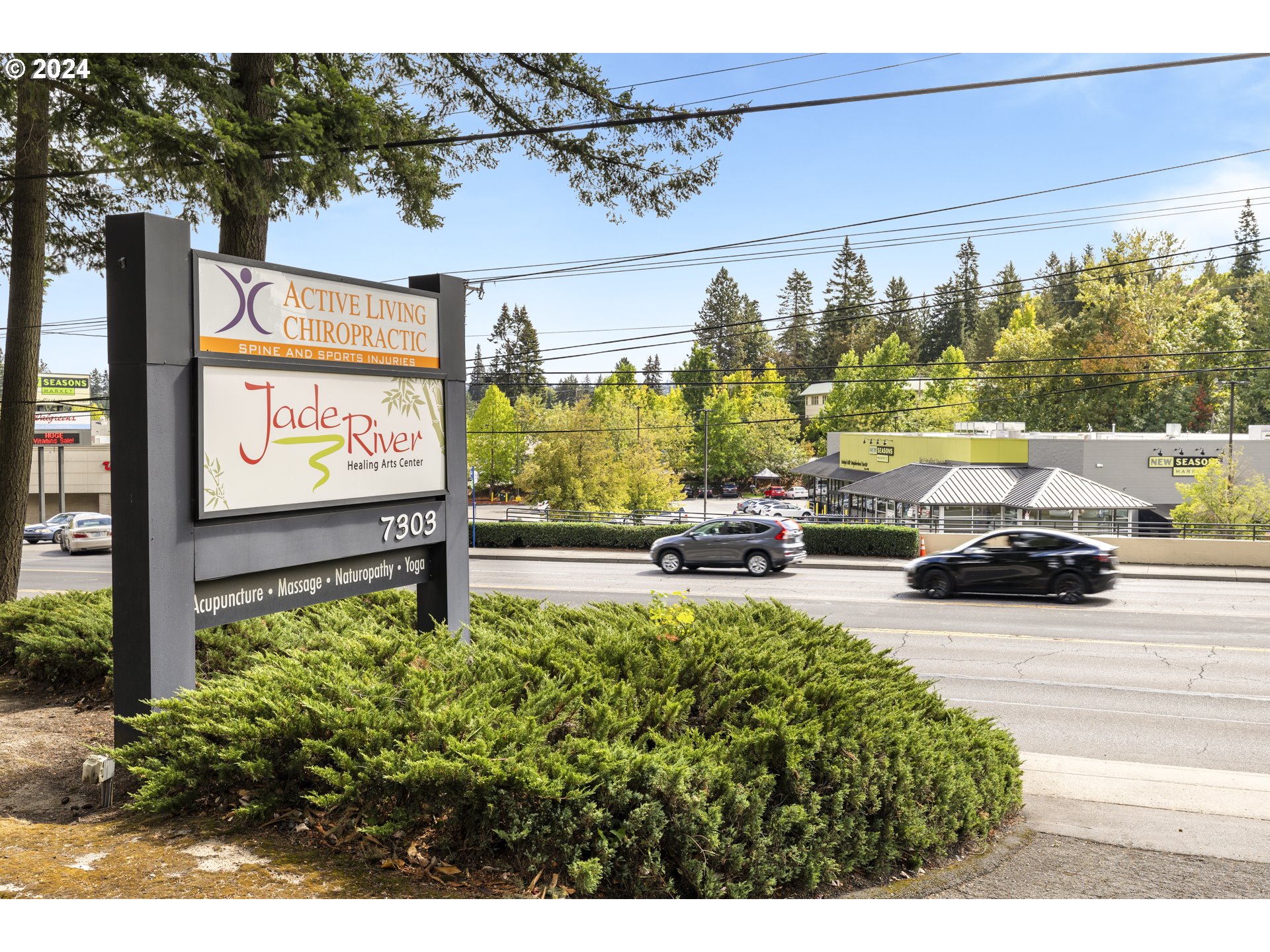 7303 SW BEAVERTON HILLSDALE HWY