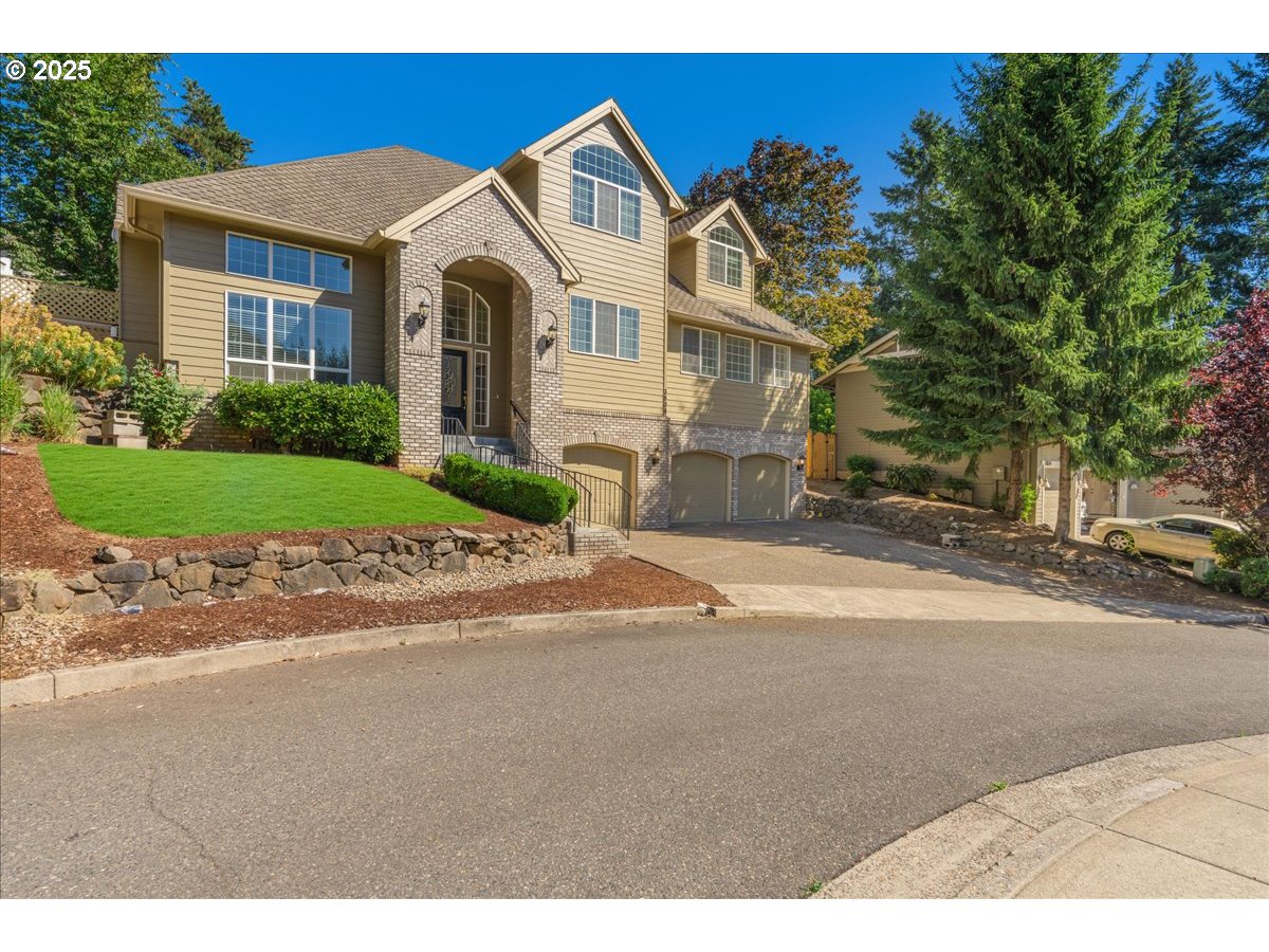 3808 FAIRHAVEN DR