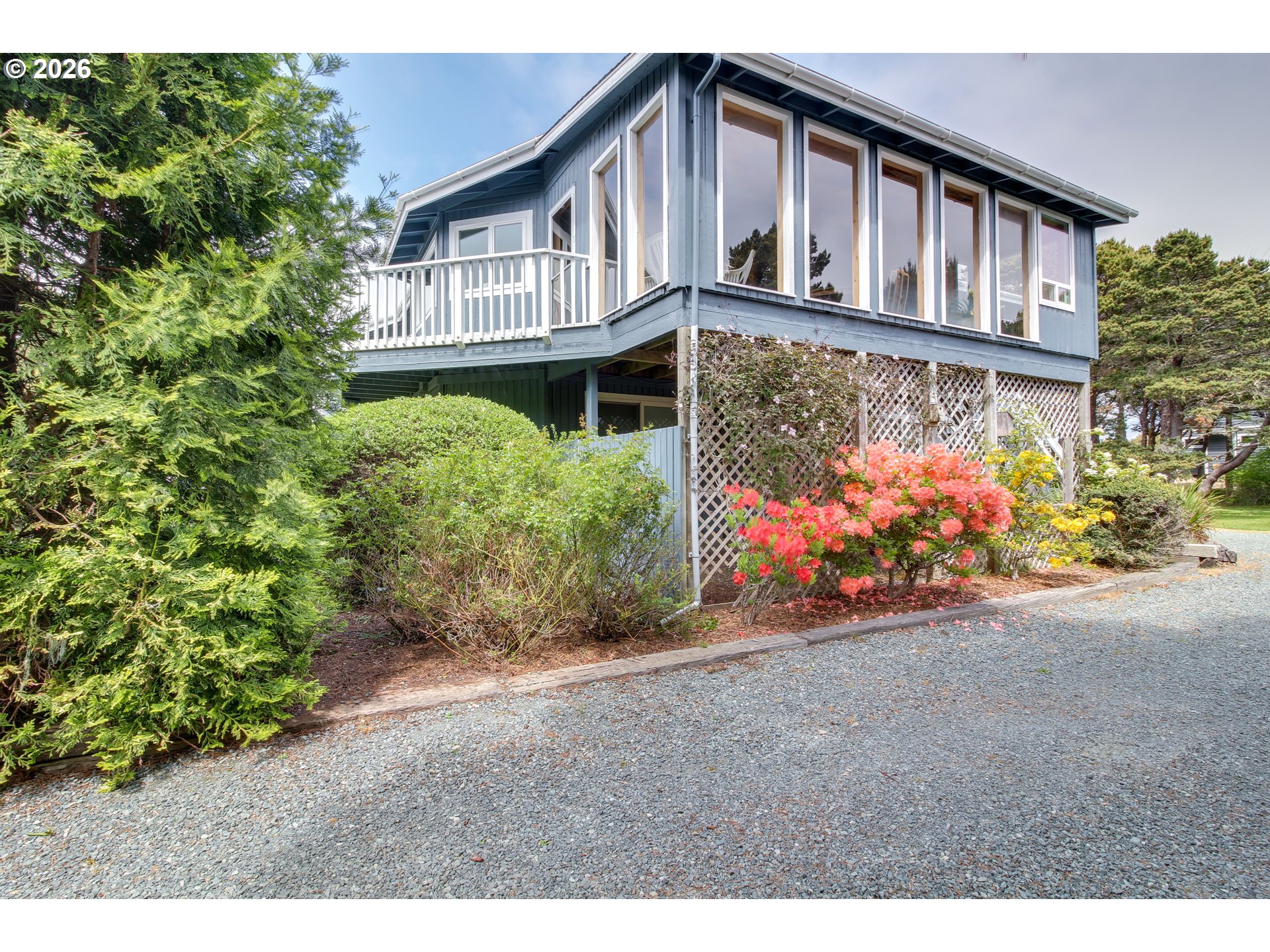 3085 BEACH LOOP DR SW