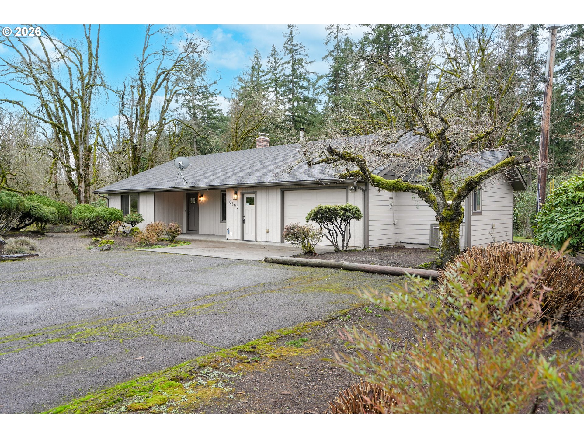 16695 DANCING FOX LN NE