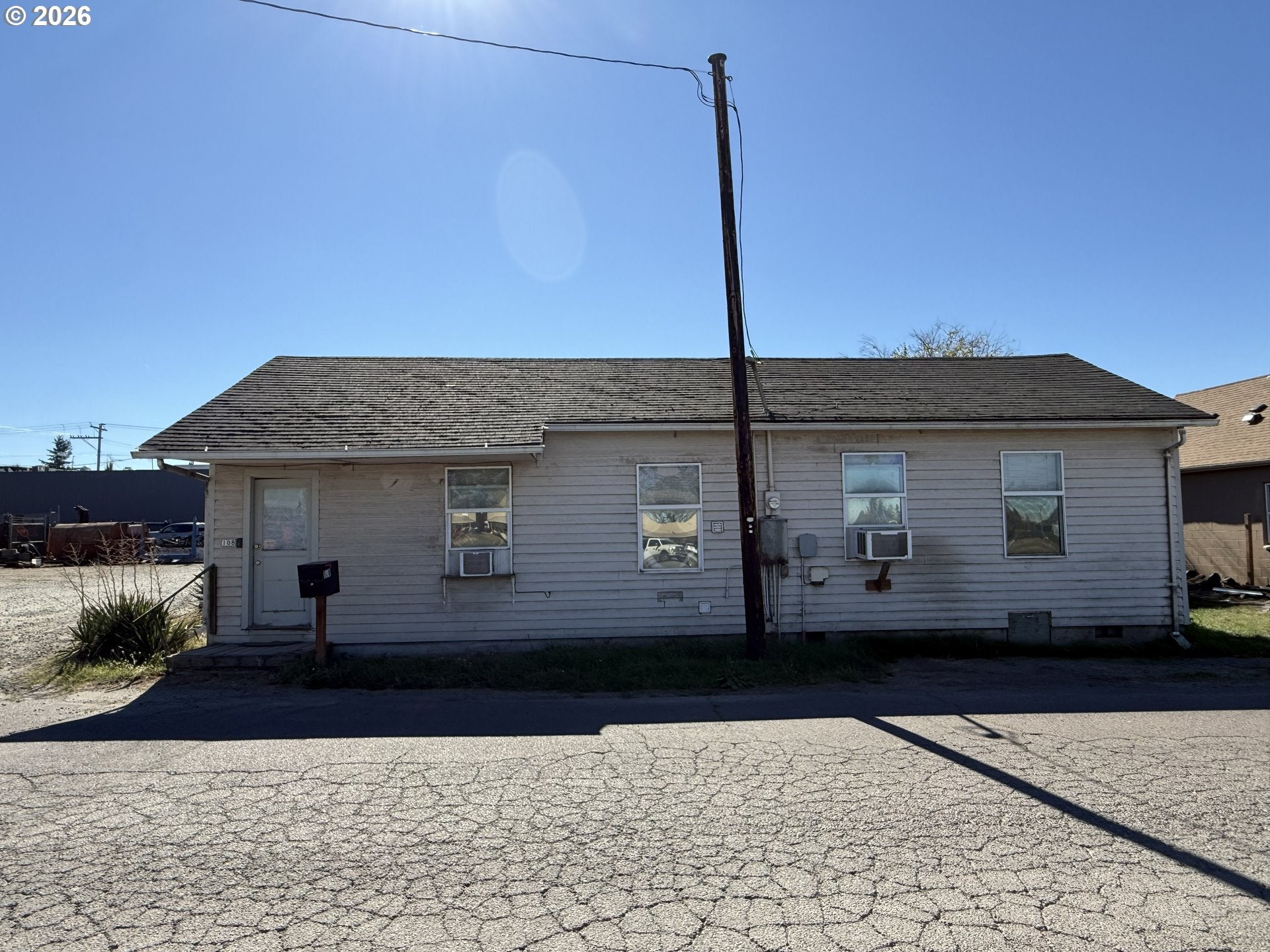 108 ROSS ST