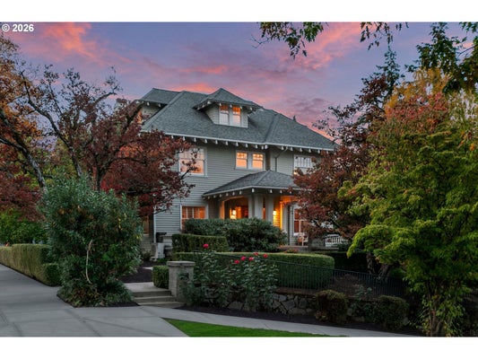 2233 SW 18TH AVE, PORTLAND, OR 97201 - Image d1dcfb7c4a7ebfe4e1620e42db83c466/3421103201