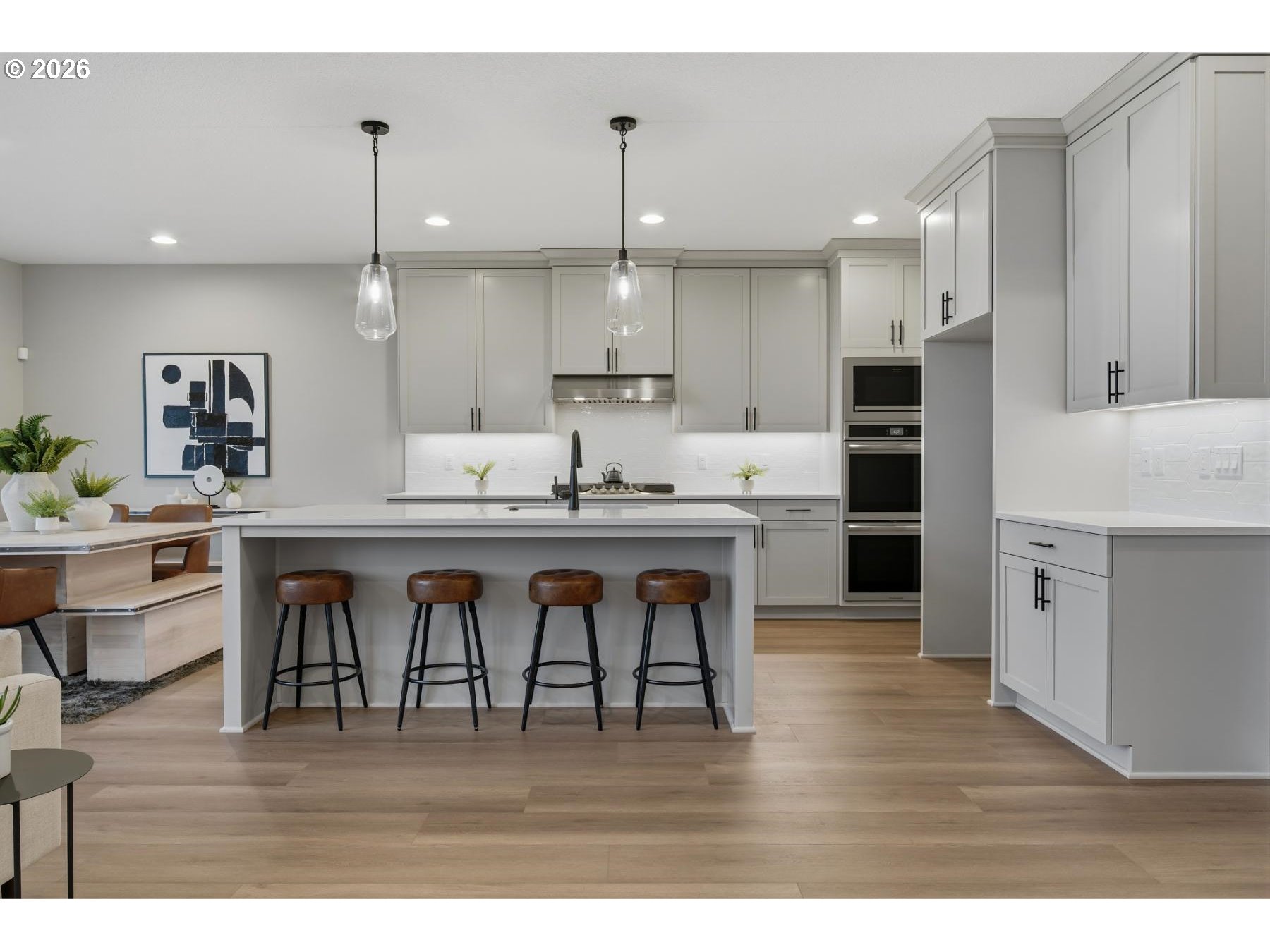 15985 BARLOW TRAIL LN