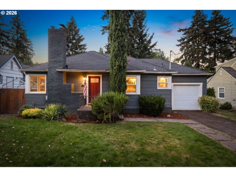 9917 NE Campaign St, Portland, OR 97220 - #: 203991041