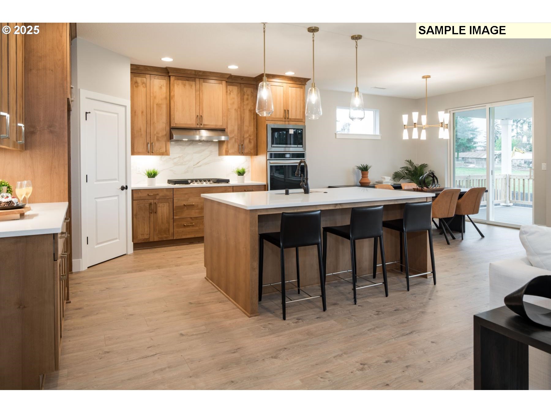15977 Barlow Trail LN