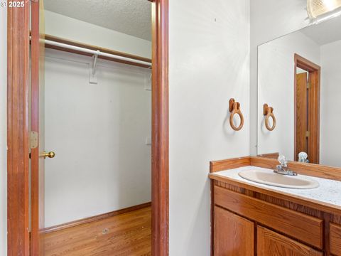 A home in Milwaukie