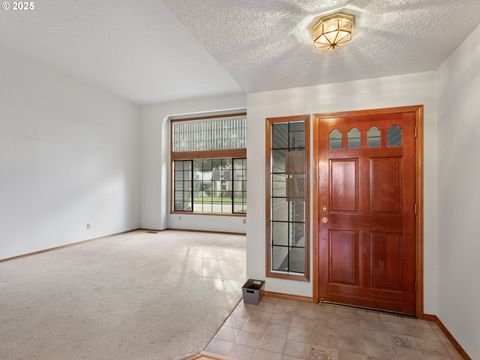 A home in Milwaukie