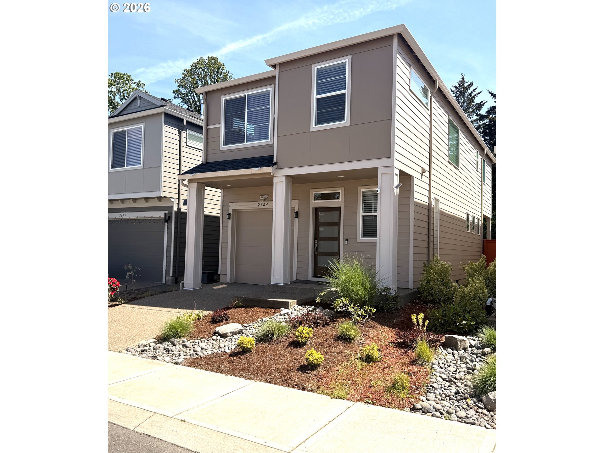 2764 SW MAYCREST TER
