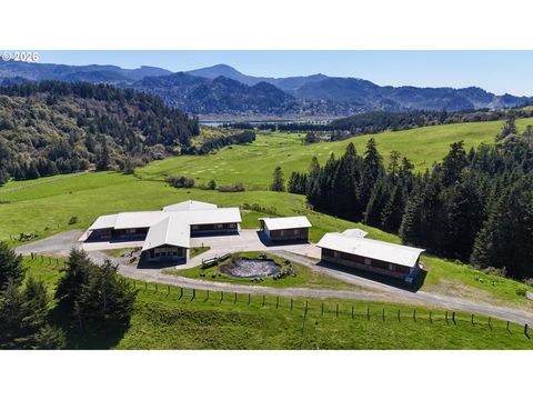 94621 N BANK ROGUE RIVER RD Gold Beach OR 97444