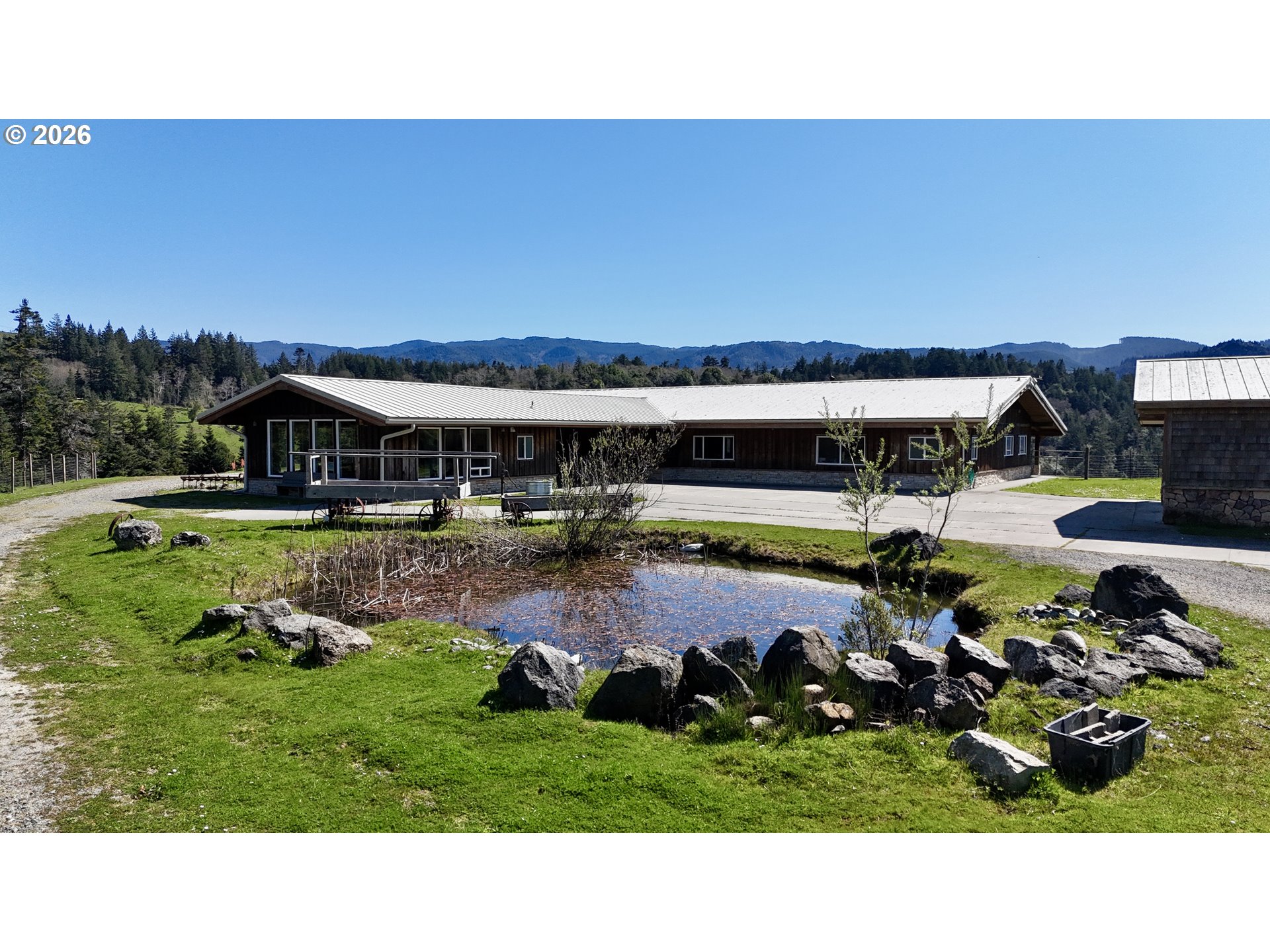 94621 N BANK ROGUE RIVER RD