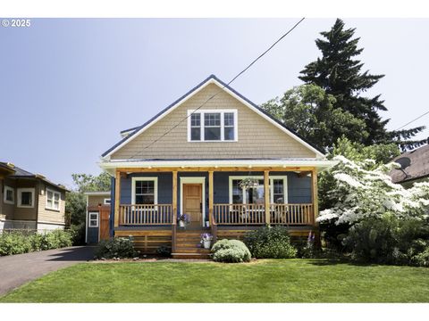 6204 N BURRAGE AVE Portland OR 97217